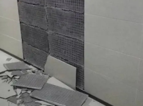 冠县瓷砖空鼓维修公司分享下冠县墙砖松动维修的知识